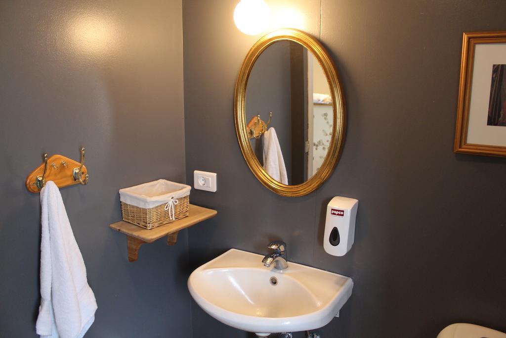 Lonsa Guesthouse Akureyri Eksteriør bilde