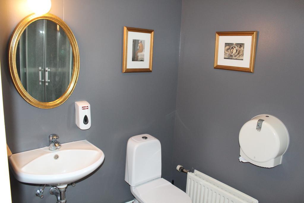 Lonsa Guesthouse Akureyri Eksteriør bilde