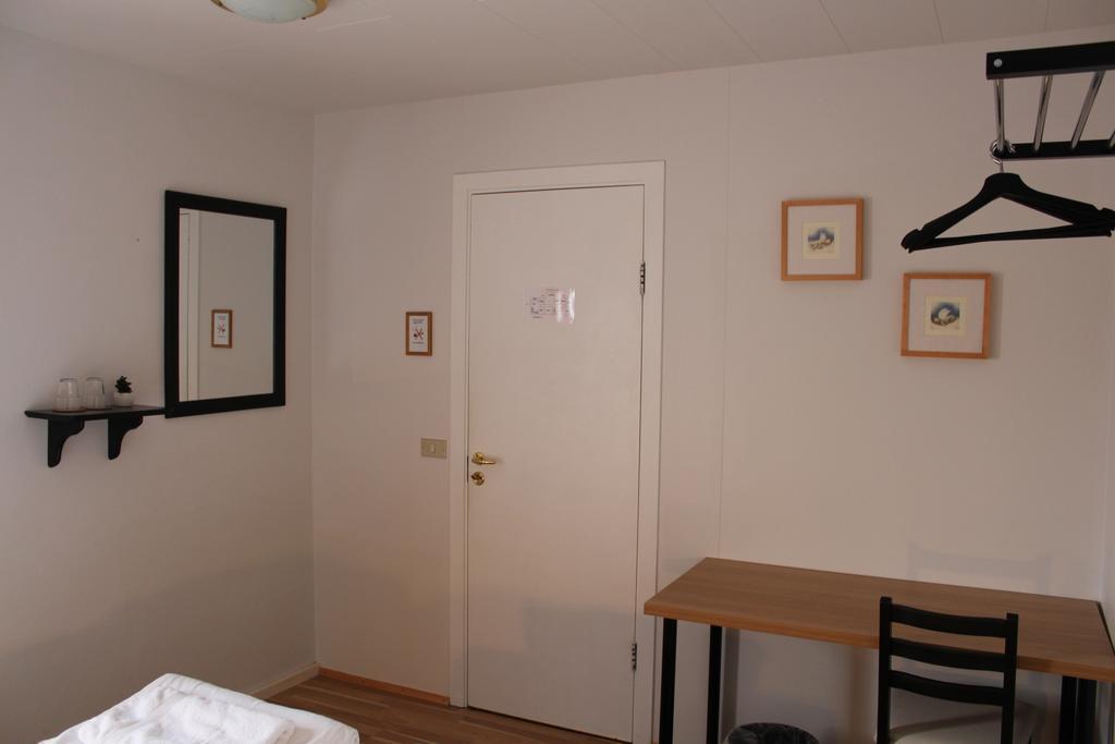 Lonsa Guesthouse Akureyri Eksteriør bilde